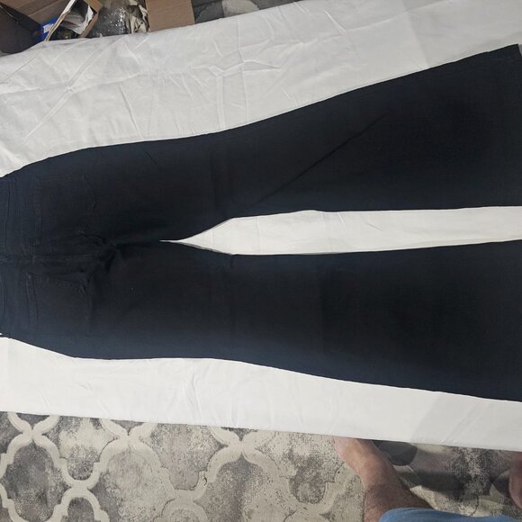 Old Navy bell bottom style jeans for women secret smooth pocket - Picture 5 of 5